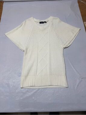 Esley Cream Short-Sleeve Cable Knit Sweater Top